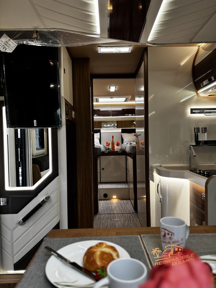 Fahrzeugabbildung Mobilvetta Krosser P86 B Lithium Solar ACC Wifi TV Combi 6E