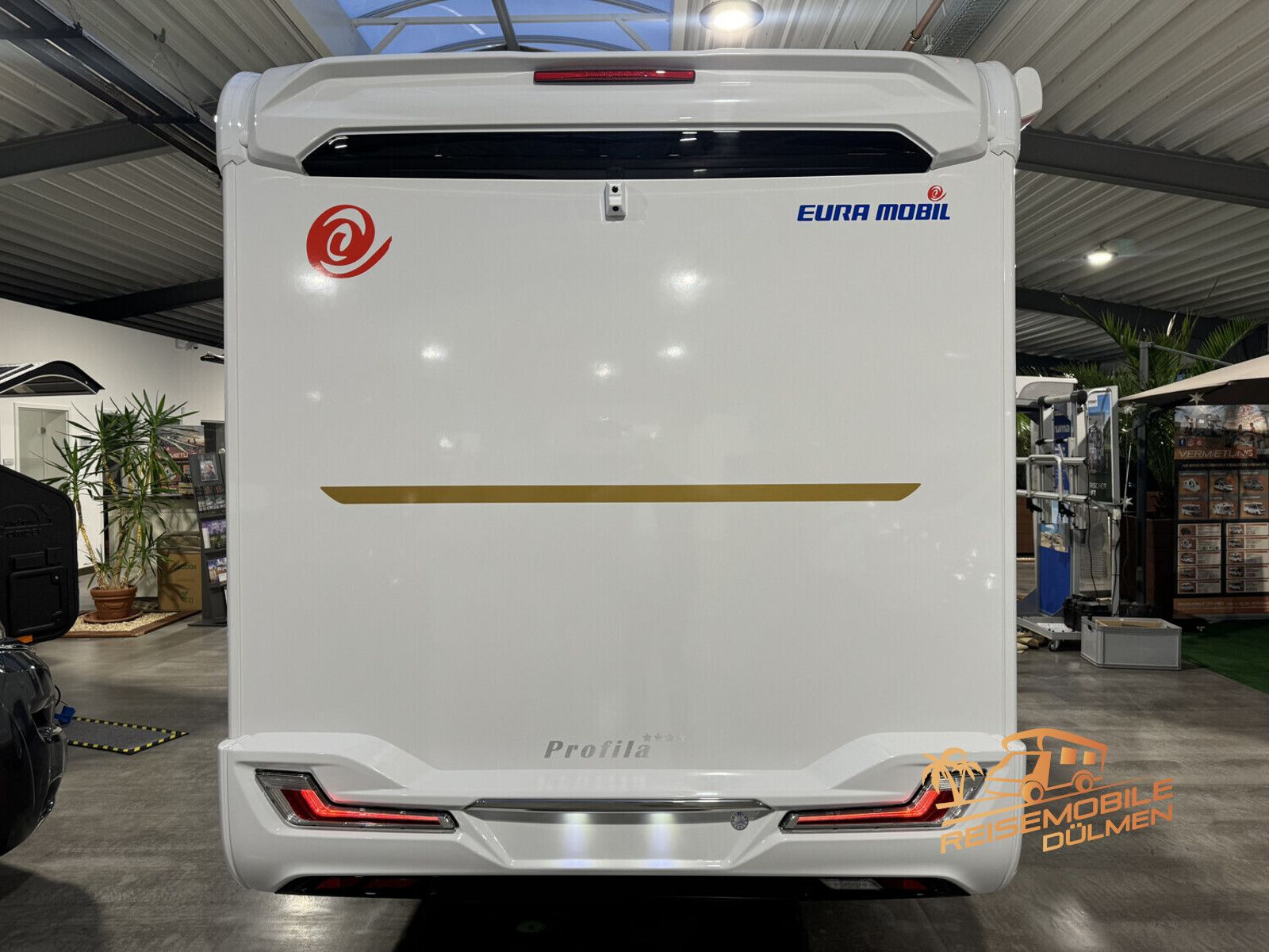 Fahrzeugabbildung Eura Mobil Profila T PT 726 EF MBUX Lithium  3xMondial Ofen