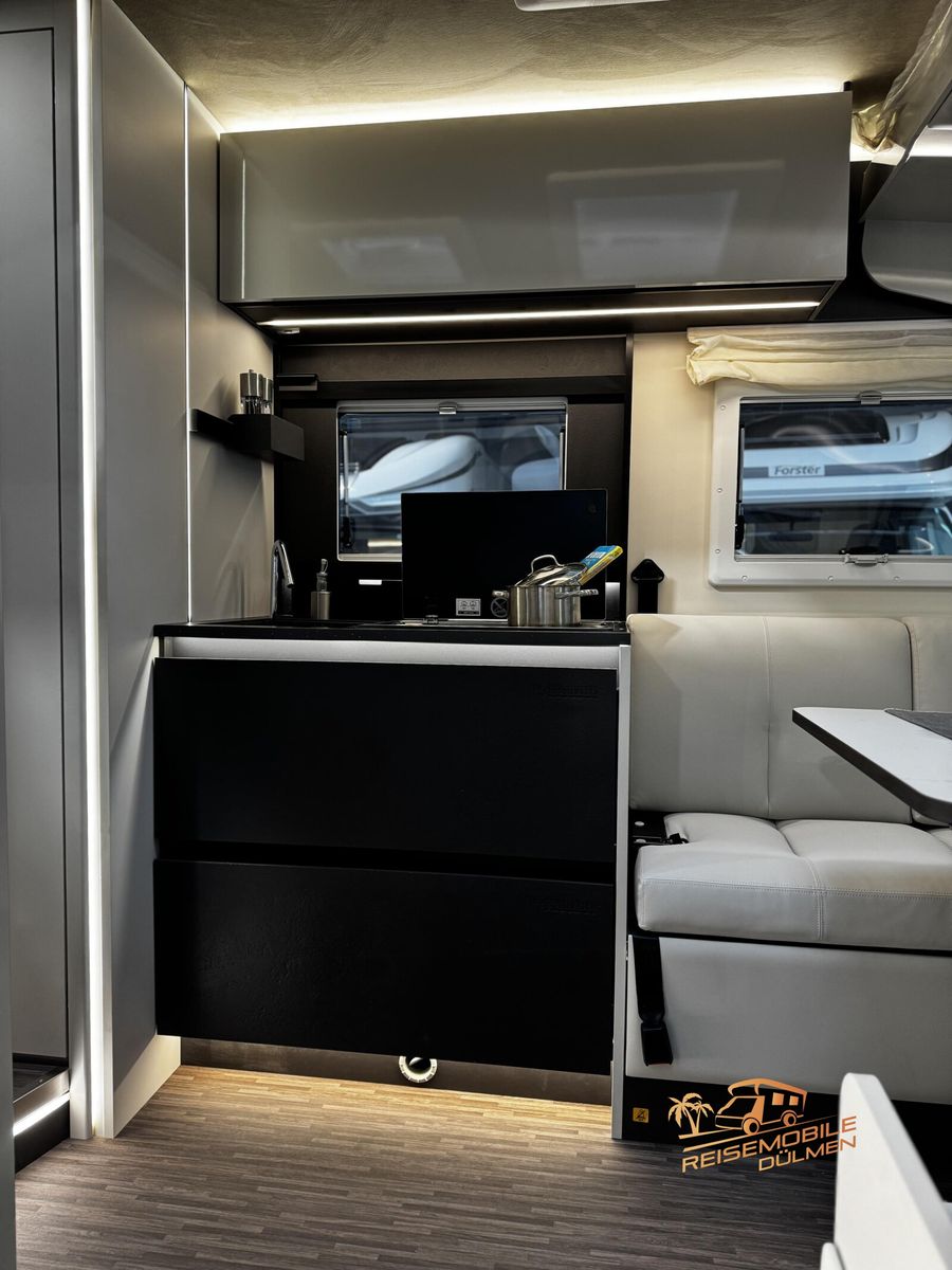 Fahrzeugabbildung Mobilvetta Kea I86 Paket Outdoor Markise Isofix