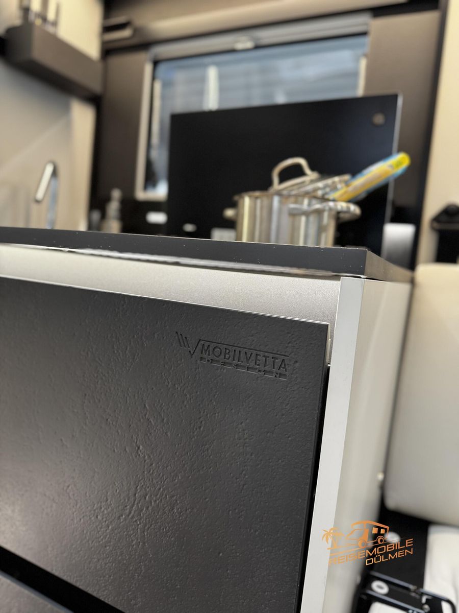 Fahrzeugabbildung Mobilvetta Kea I86 Paket Outdoor Markise Isofix