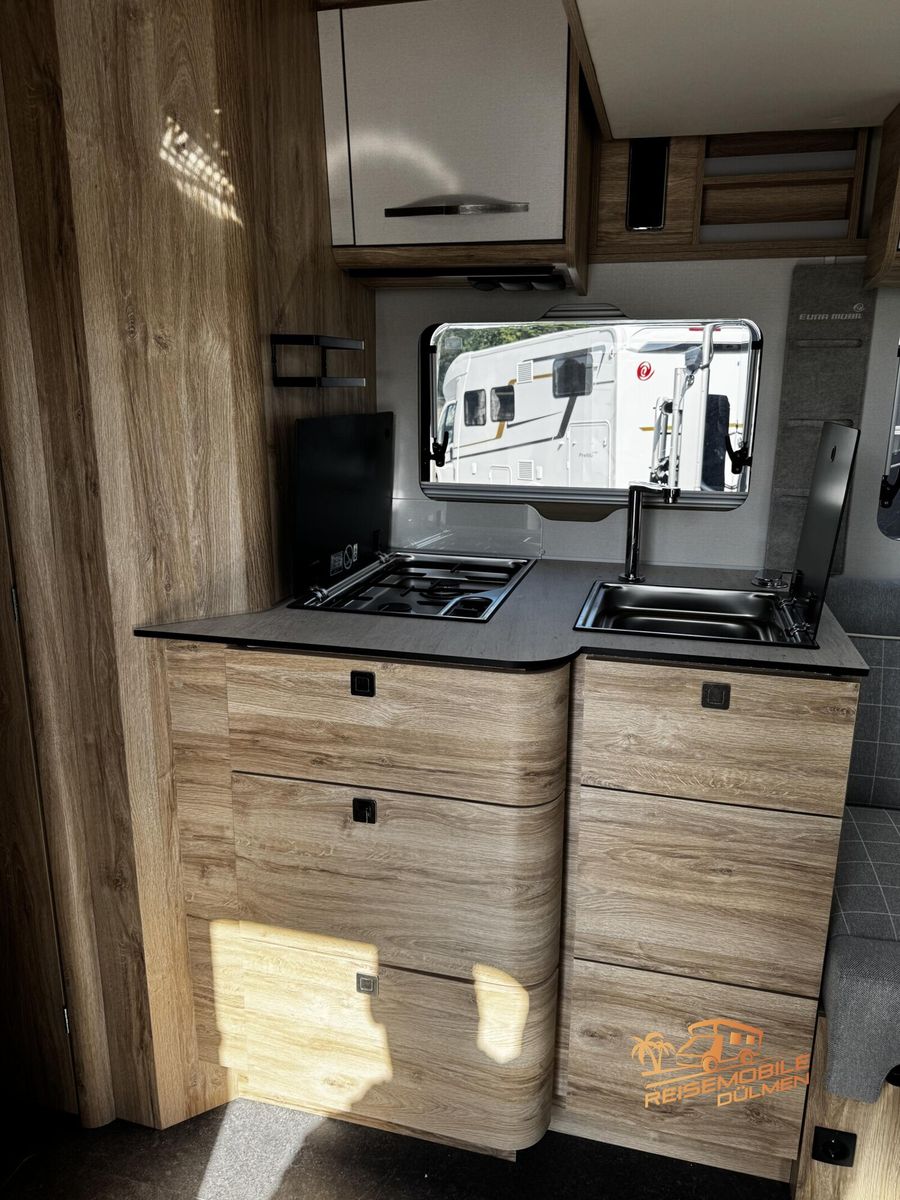 Fahrzeugabbildung Eura Mobil Profila T 726 EF Comfort 3xMondial Backofen RFK