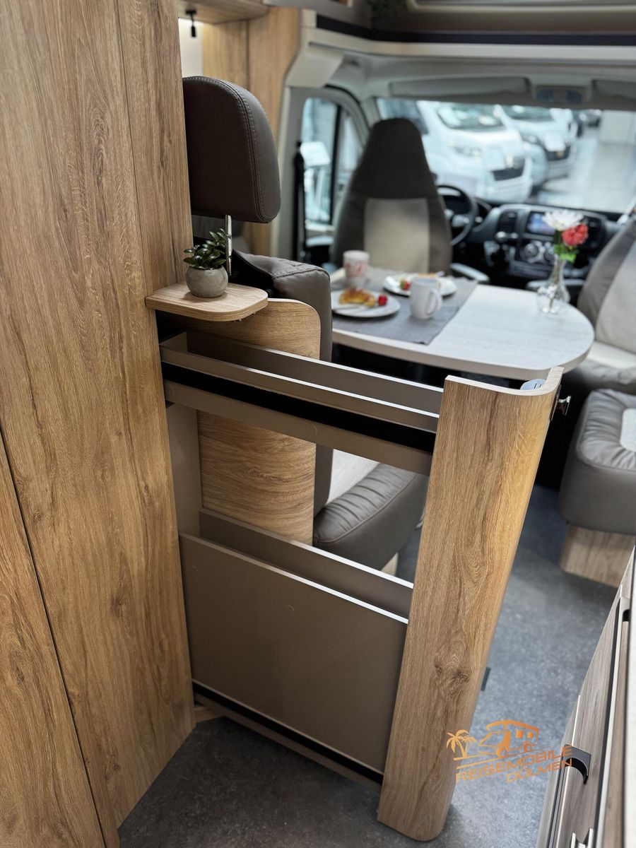 Fahrzeugabbildung Eura Mobil Profila T PT 660 EB RFK Dachklima Lithium 4,25t