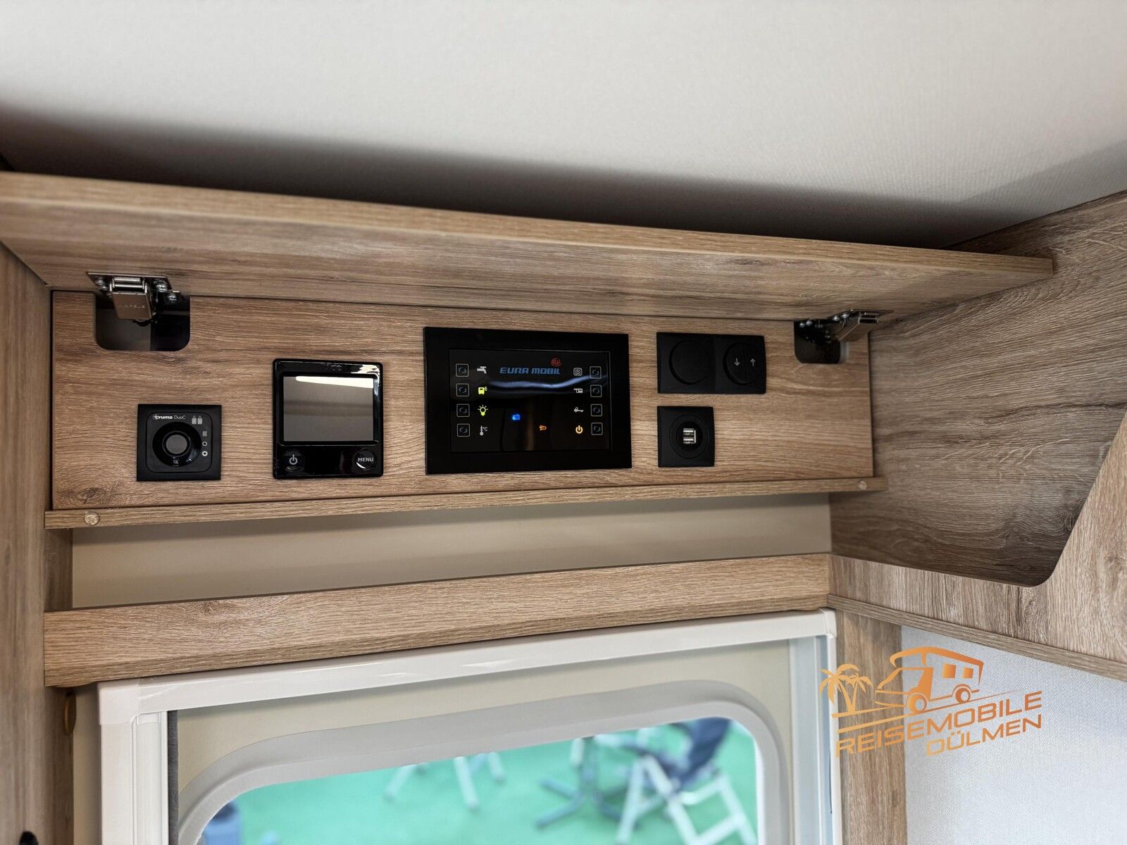 Fahrzeugabbildung Eura Mobil Integra Line 720 EF ohne Hubbett Mondial ALDE