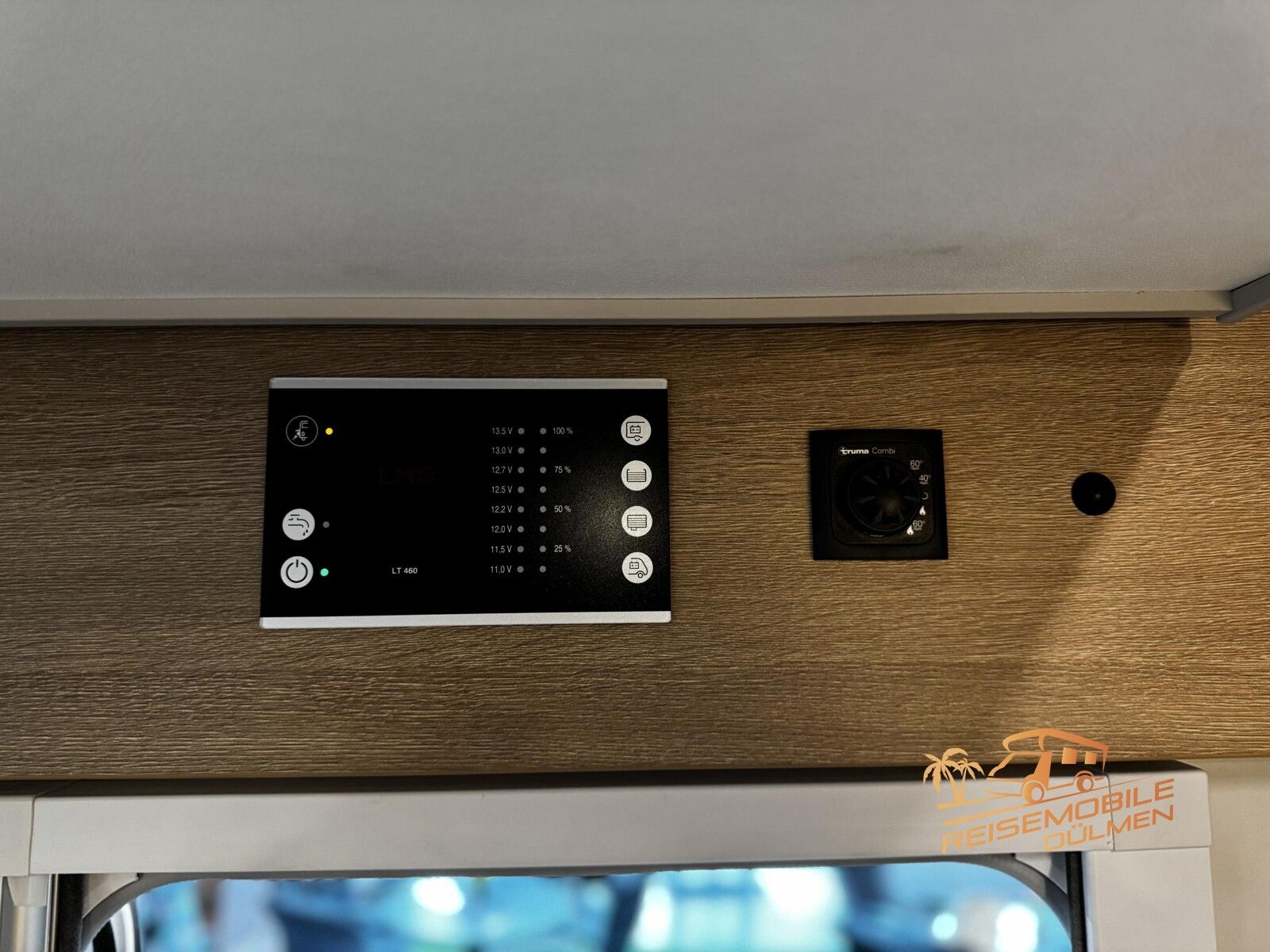 Fahrzeugabbildung LMC Tracer 680 DL 8 Gang Automatik   Markise RFK