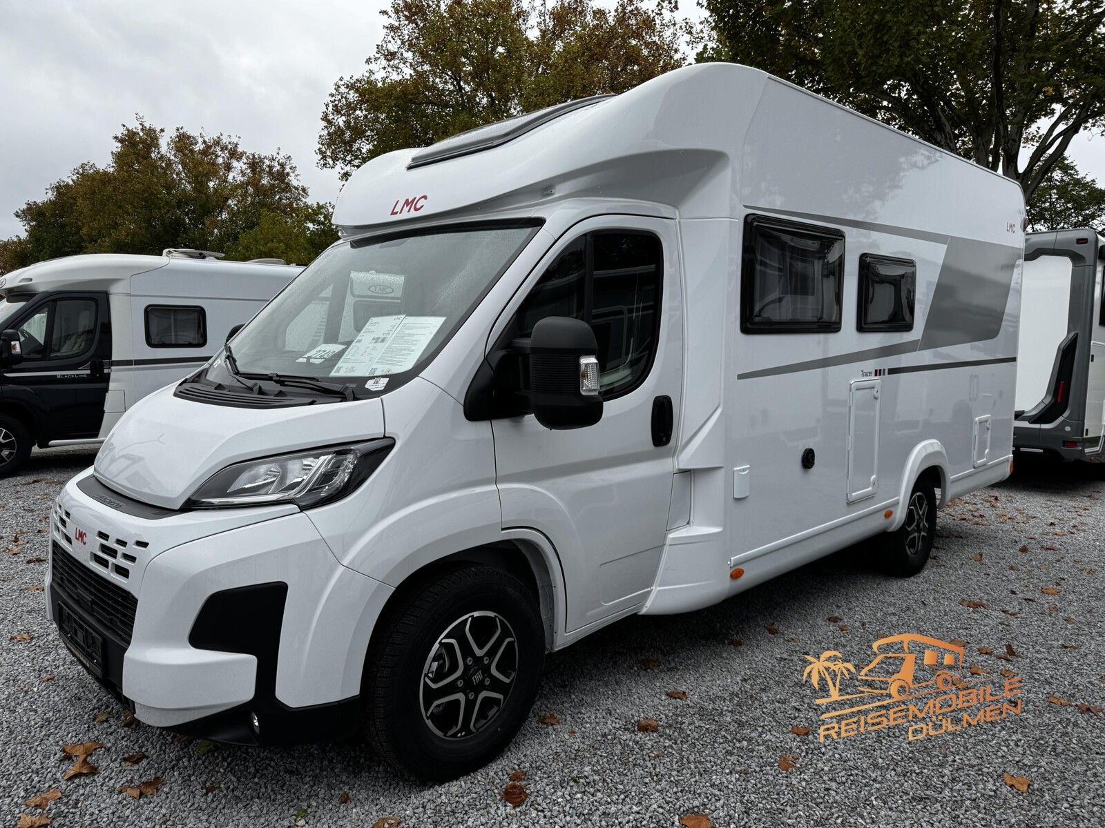 Fahrzeugabbildung LMC Tracer 680 DL 8 Gang Automatik   Markise RFK