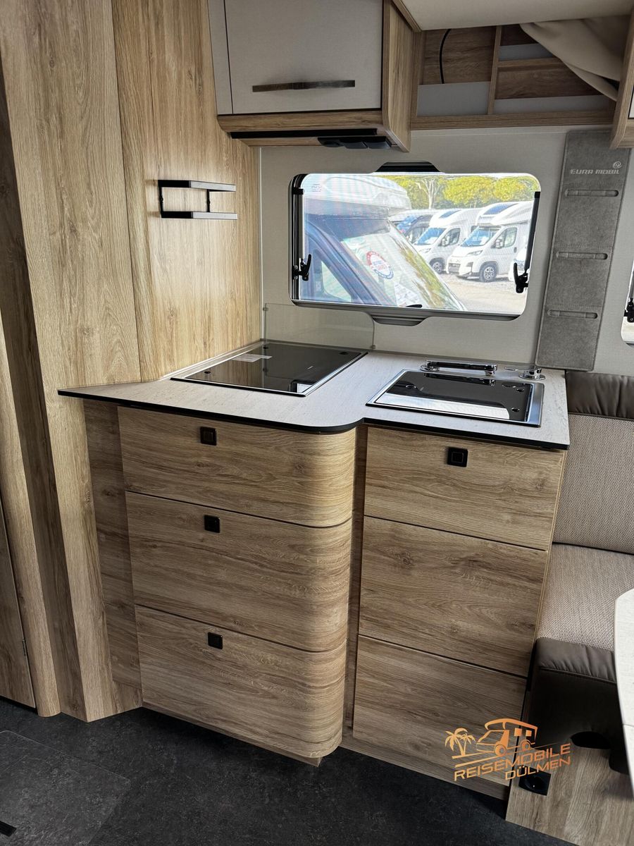 Fahrzeugabbildung Eura Mobil Profila T PT 726 EF Navi Lithium Akustik-Paket