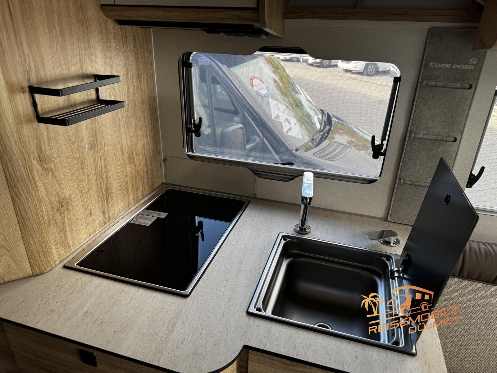 Fahrzeugabbildung Eura Mobil Profila T PT 726 EF Navi Lithium Akustik-Paket