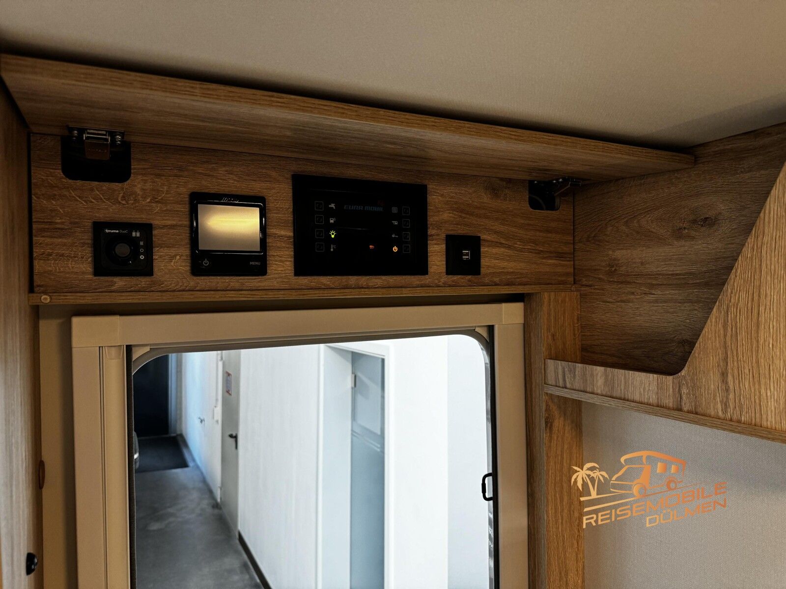 Fahrzeugabbildung Eura Mobil Profila T PT 726 EF Navi Lithium Akustik-Paket