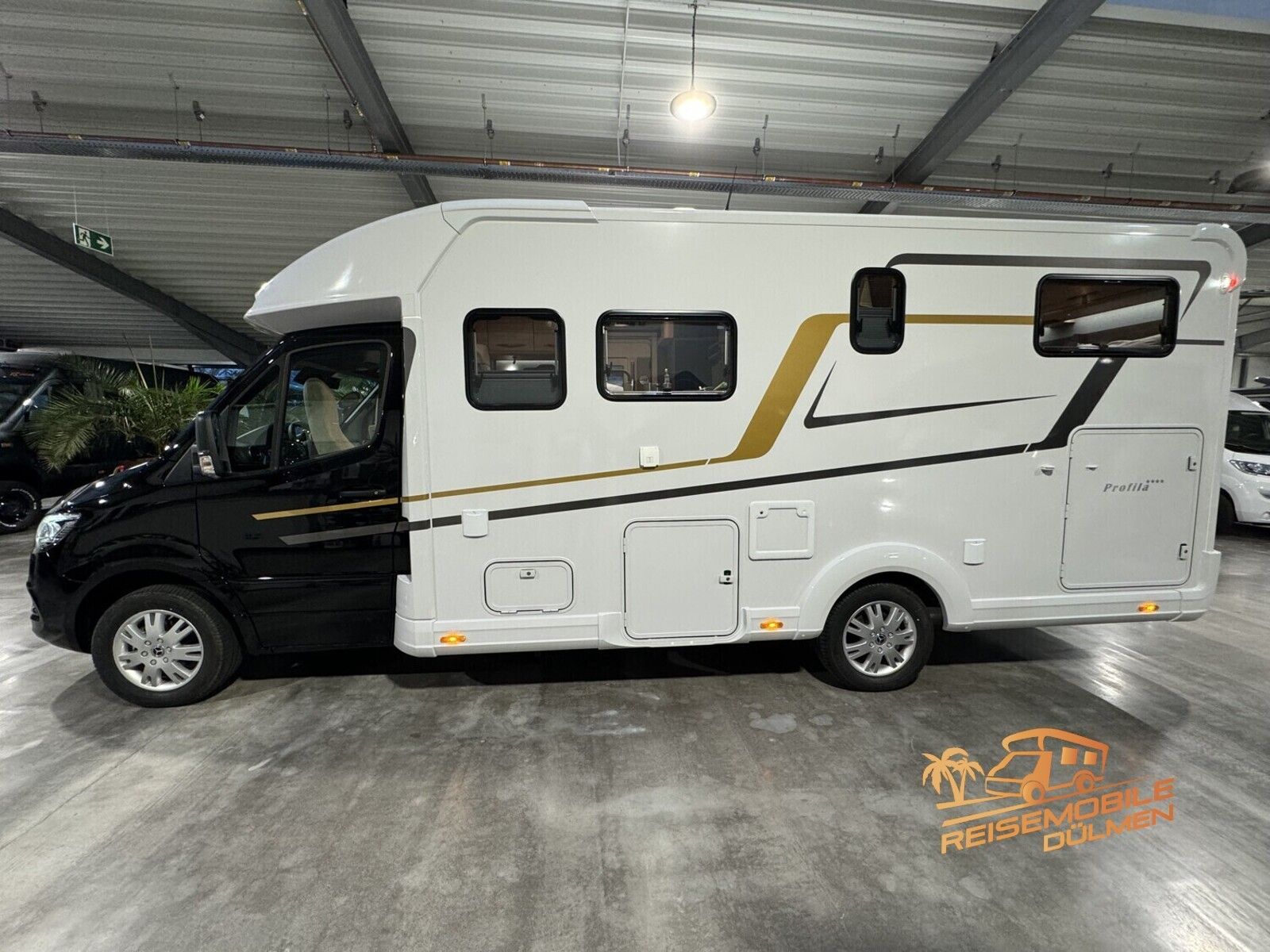 Fahrzeugabbildung Eura Mobil Profila T PT 726 EF Navi Lithium Akustik-Paket