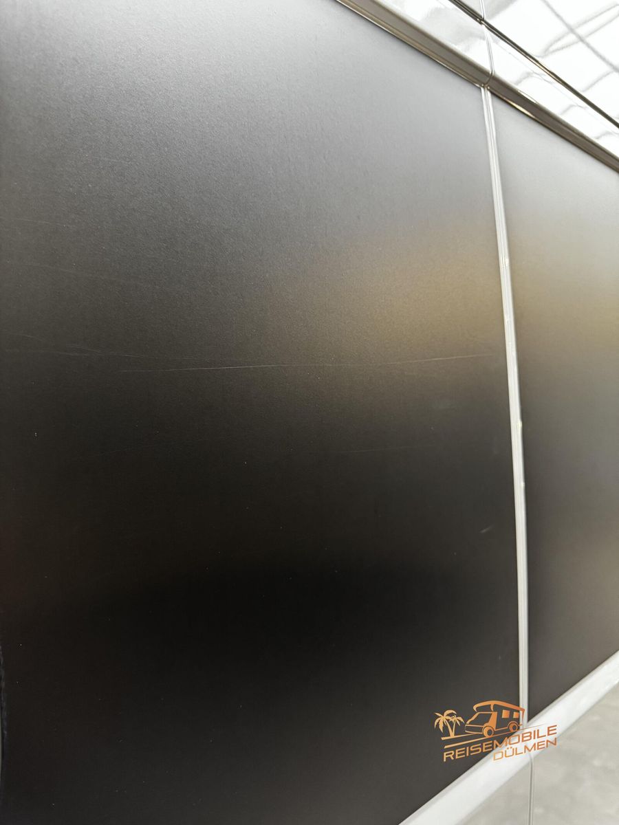 Fahrzeugabbildung Mooveo Van 63EB  165PS Auto-Sat TV Markise Solar
