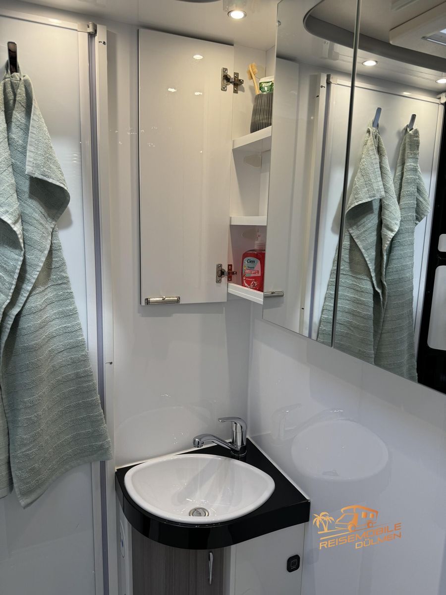 Fahrzeugabbildung Hobby Optima OnTour T65 GE SAT TV Navi RFK Markise Duo