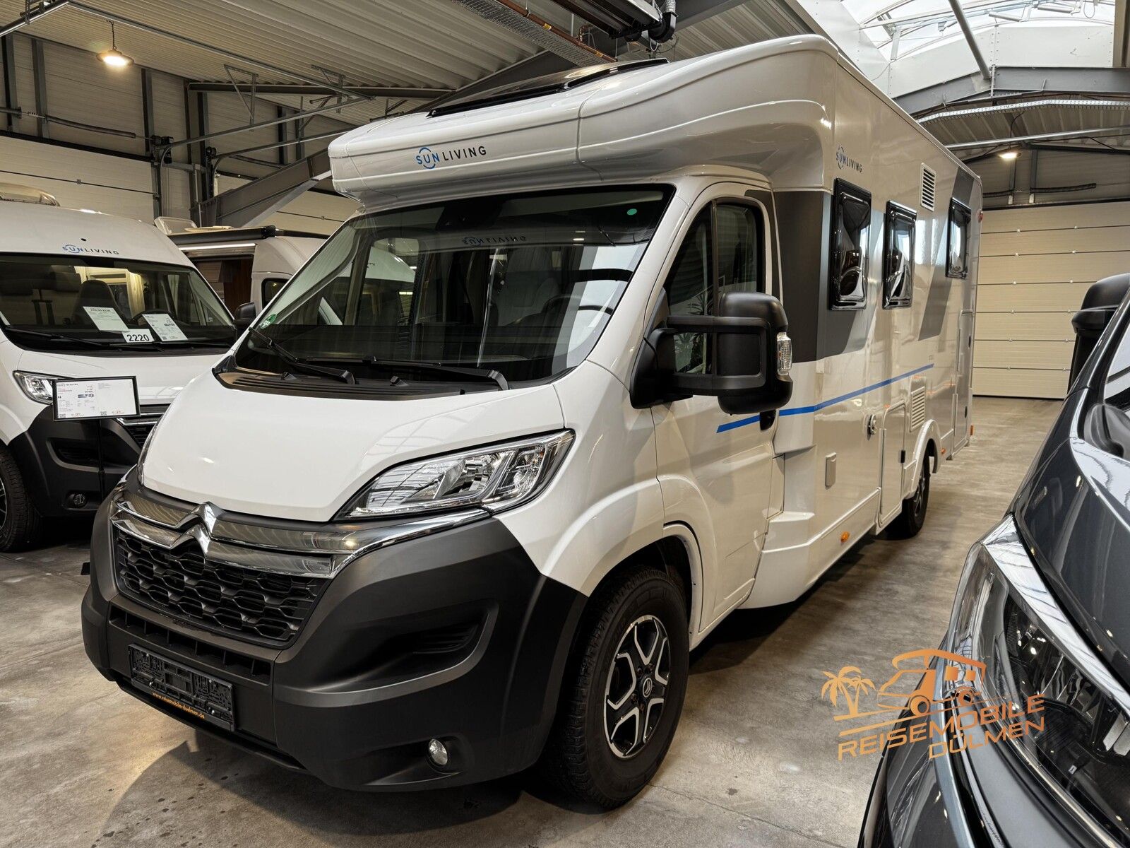 Fahrzeugabbildung Sun Living S 72DL X-TRA  165PS Safety Paket Navi