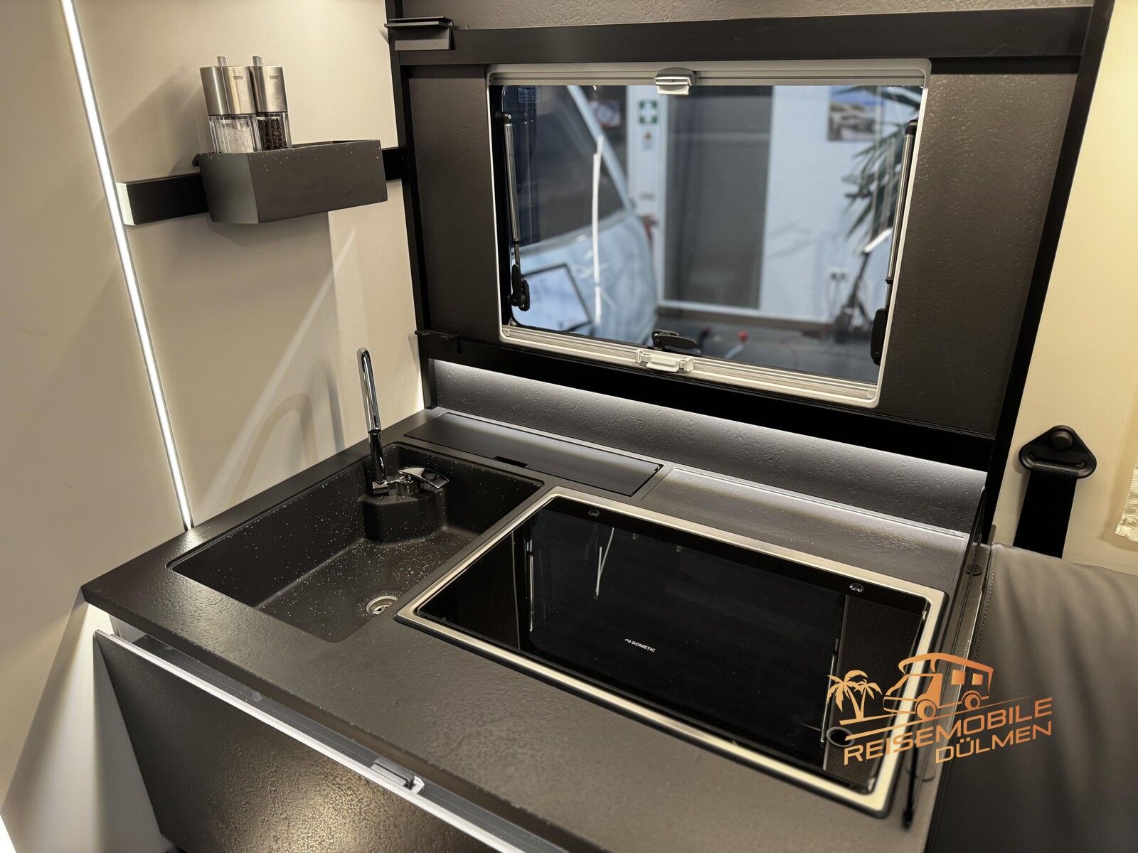 Fahrzeugabbildung Mobilvetta Kea P86 Navi RFK Solar Fahrassistenten Wi-Fi TV