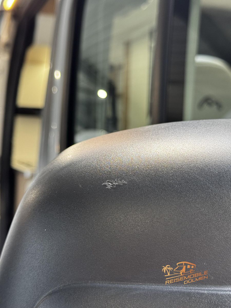 Fahrzeugabbildung Mooveo Van 60DB Auto. 160 PS Navi Markise Solar SAT TV