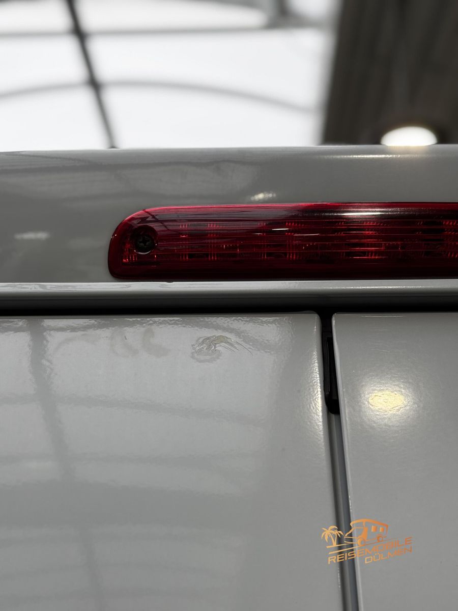 Fahrzeugabbildung Mooveo Van 60DB Auto. 160 PS Navi Markise Solar SAT TV