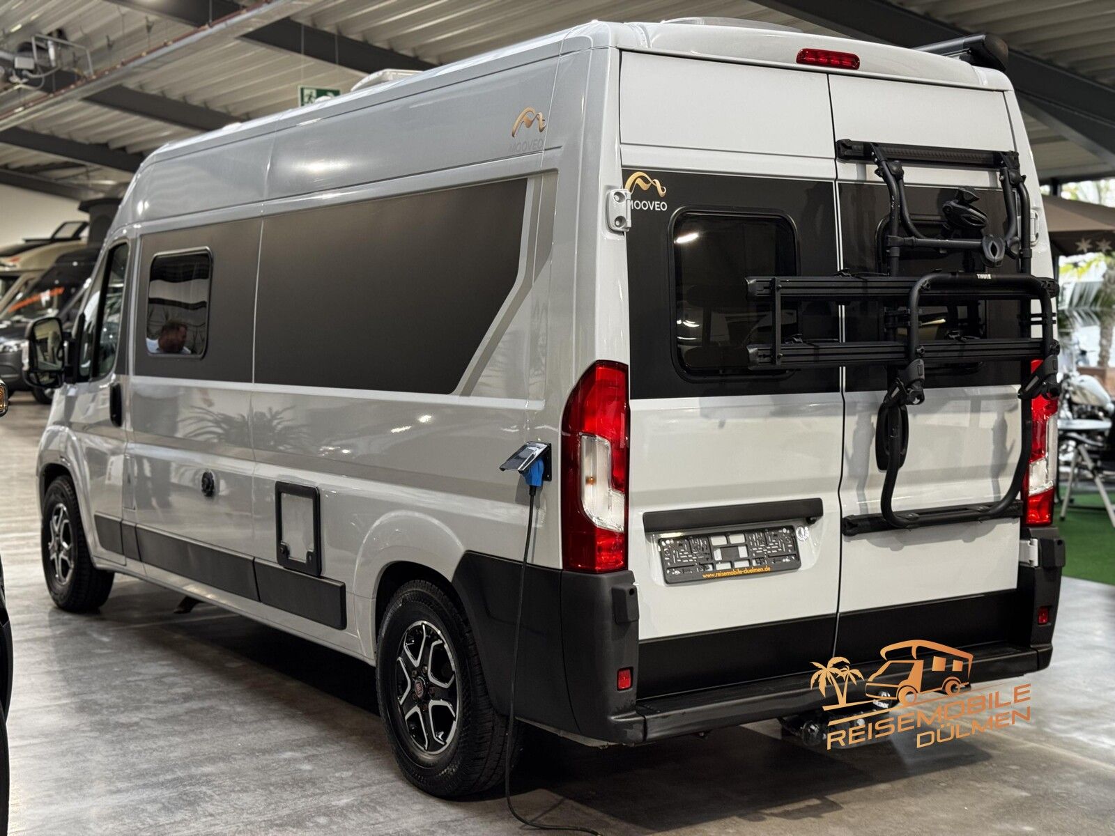 Fahrzeugabbildung Mooveo Van 60DB Auto. 160 PS Navi Markise Solar SAT TV