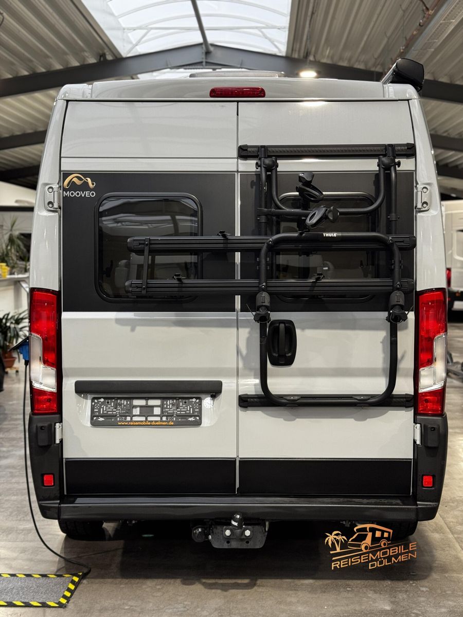 Fahrzeugabbildung Mooveo Van 60DB Auto. 160 PS Navi Markise Solar SAT TV
