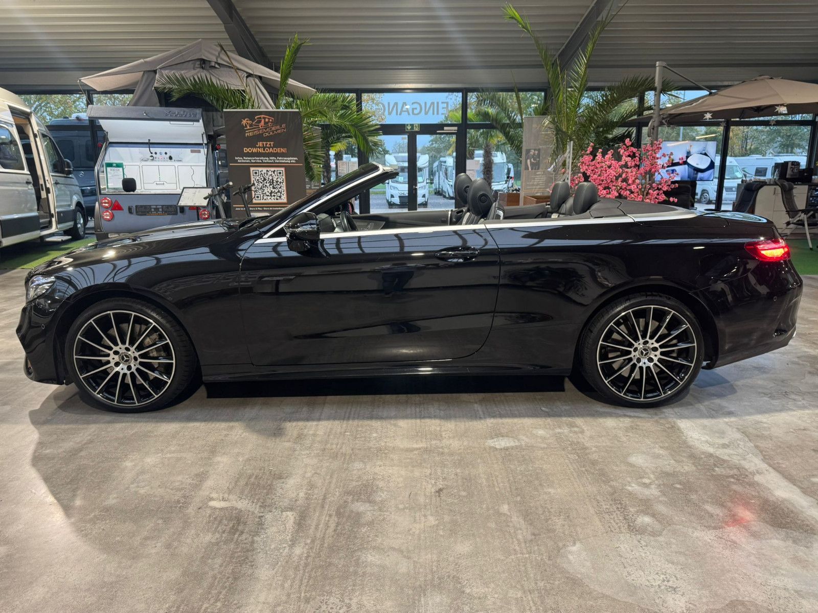 Fahrzeugabbildung Mercedes-Benz E400 AMG Burmeister 20" LED Night Paket