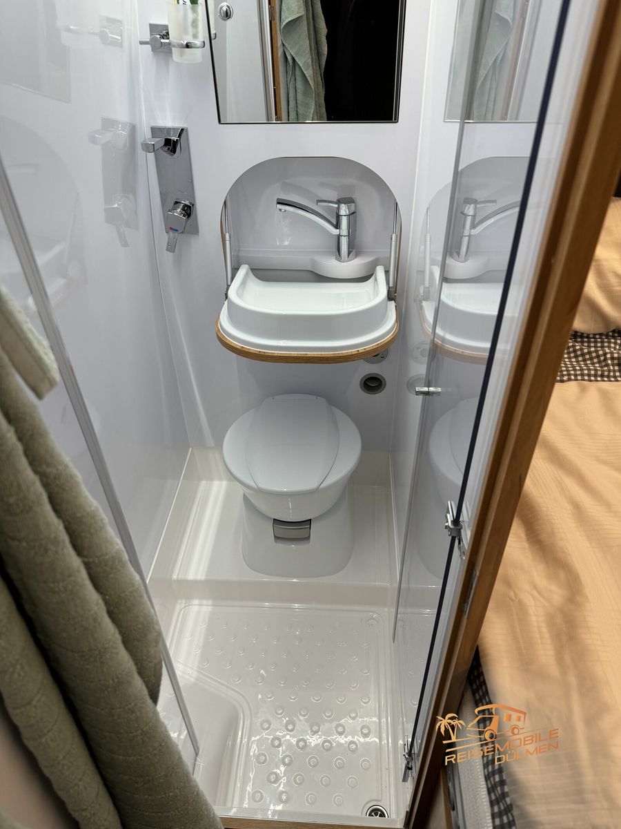 Fahrzeugabbildung Affinity Camper Van ONE Solar Navi RFK 18 Markise AHK