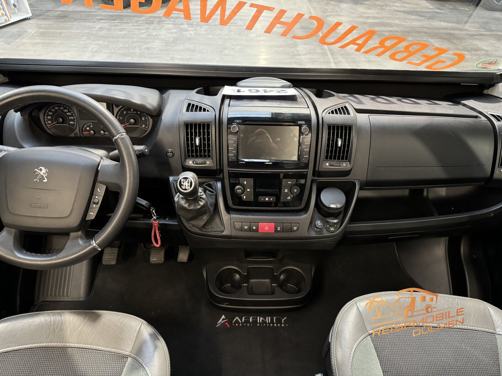 Fahrzeugabbildung Affinity Camper Van ONE Solar Navi RFK 18 Markise AHK