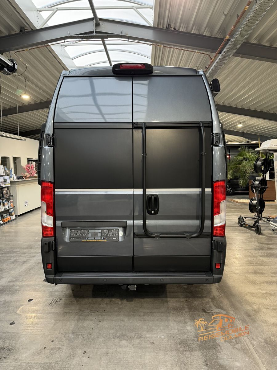 Fahrzeugabbildung Affinity Camper Van ONE Solar Navi RFK 18 Markise AHK