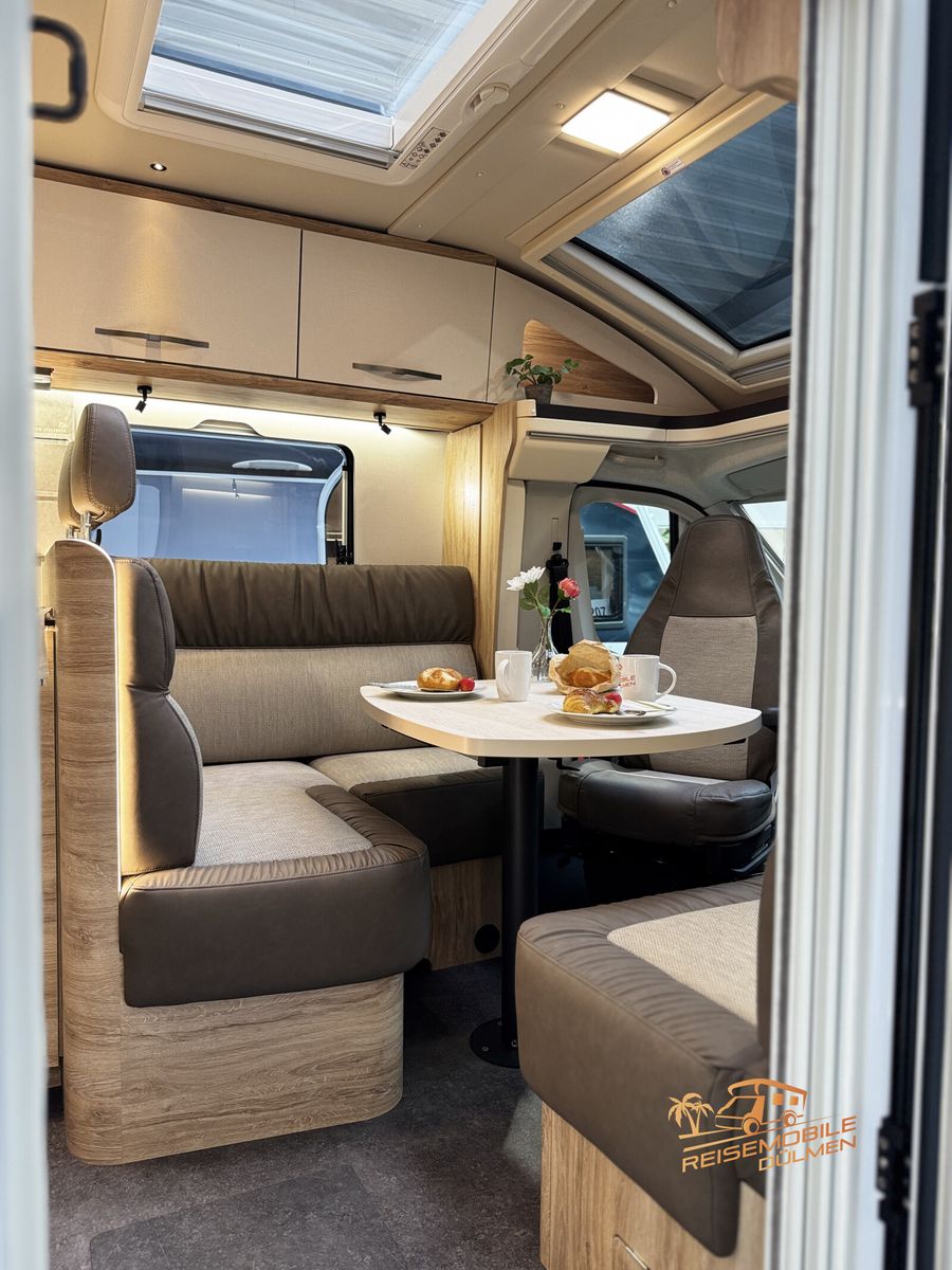 Fahrzeugabbildung Eura Mobil Profila T PT 695 EB Dachklima Fahrassistenz