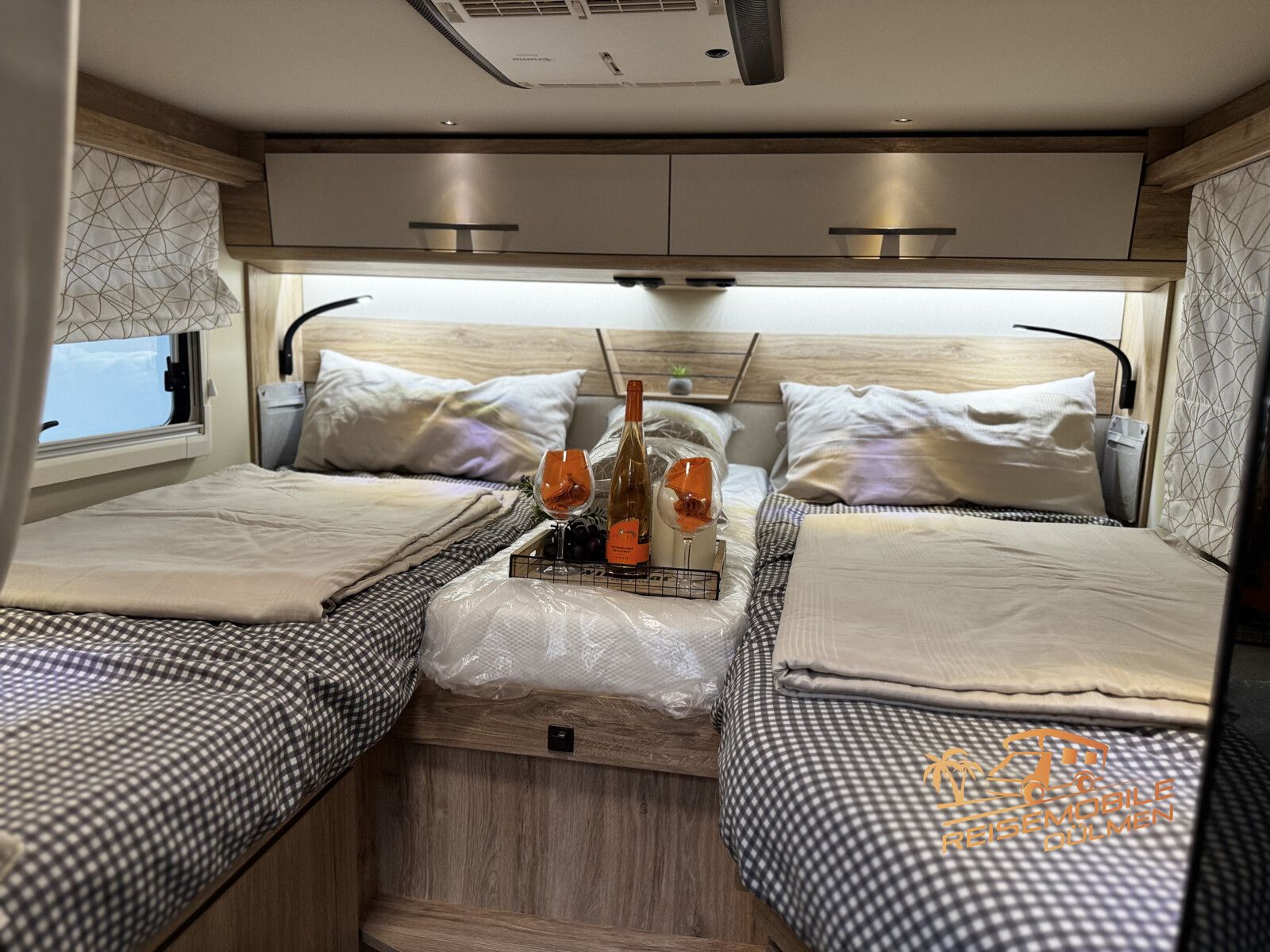 Fahrzeugabbildung Eura Mobil Profila T PT 695 EB Dachklima Fahrassistenz