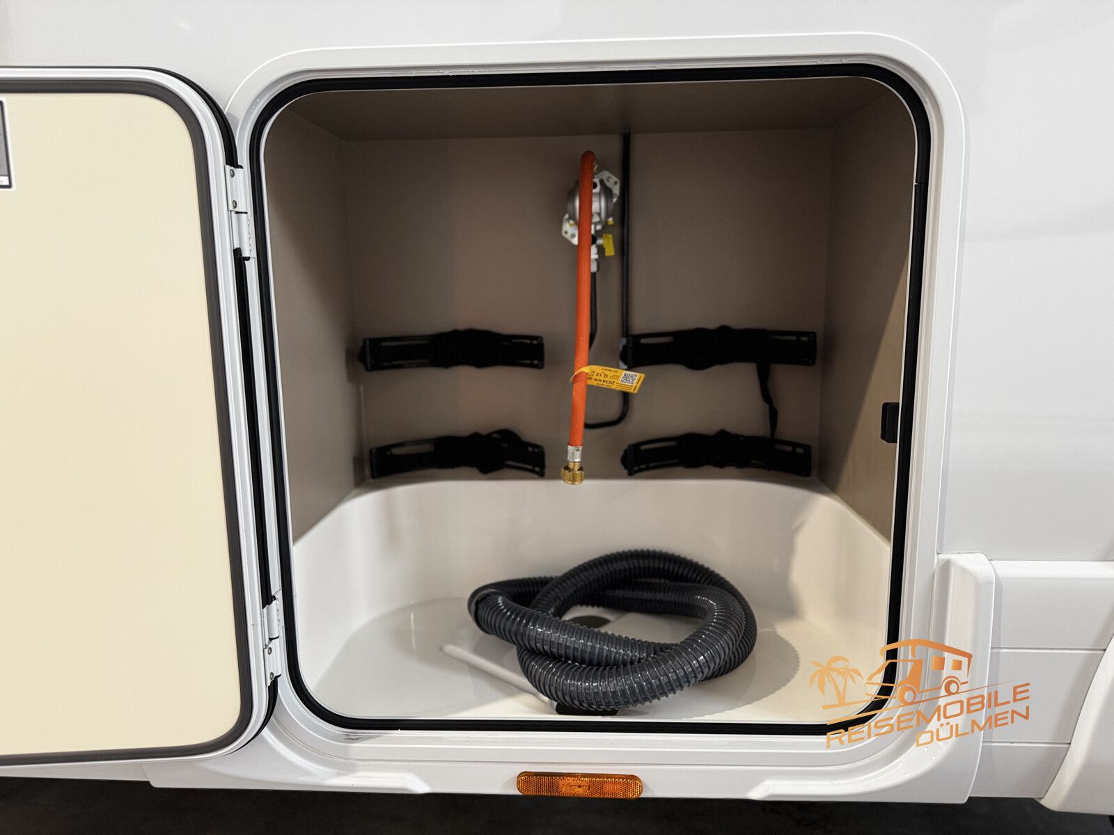 Fahrzeugabbildung Eura Mobil Profila T PT 695 EB Dachklima Fahrassistenz