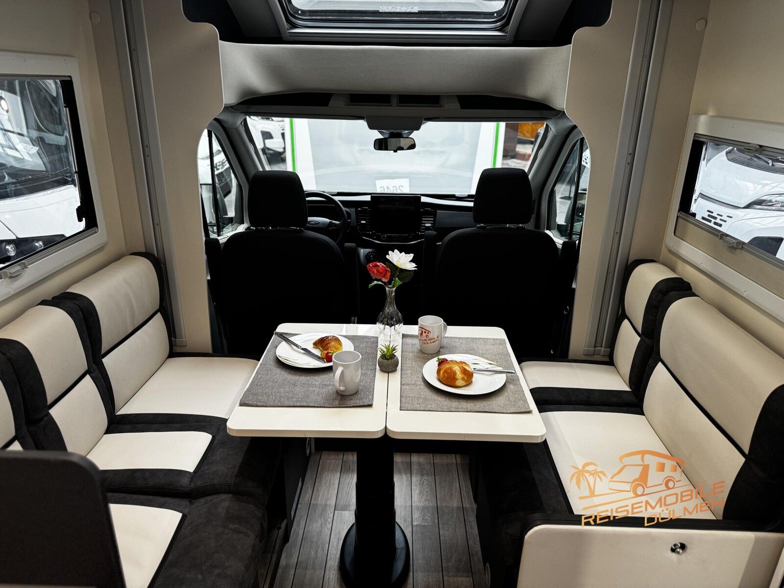 Fahrzeugabbildung Forster Coupe FT639LF Fahrassistenzsystem Truma 6E