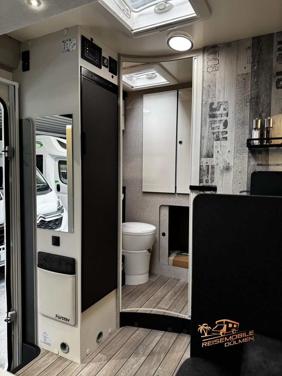 Fahrzeugabbildung Forster Coupe FT639LF Fahrassistenzsystem Truma 6E