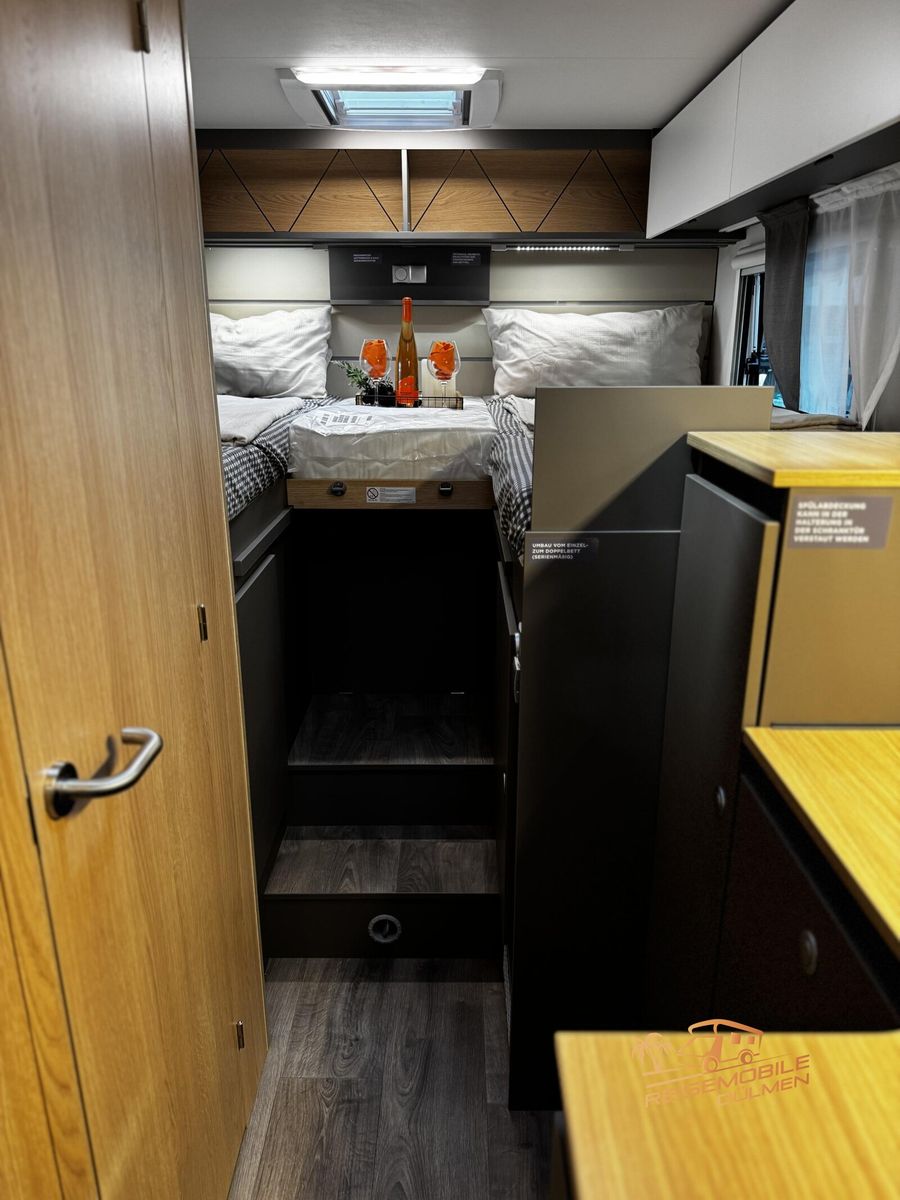 Fahrzeugabbildung LMC Tourer Lift H 660 G 70 Jahre Allwetterreifen