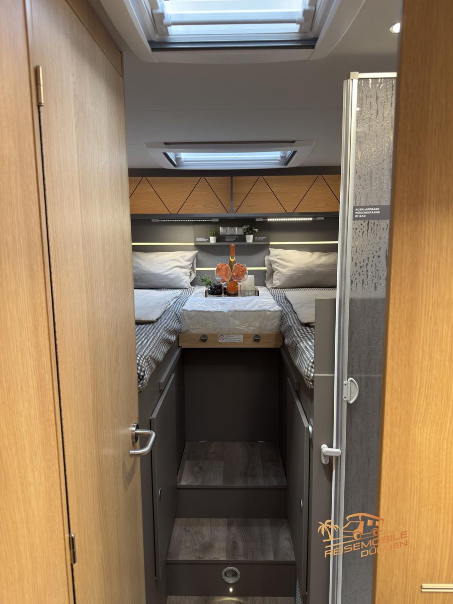 Fahrzeugabbildung LMC Tourer Lift H 730 G Tourer Paket RFK Zusatbett