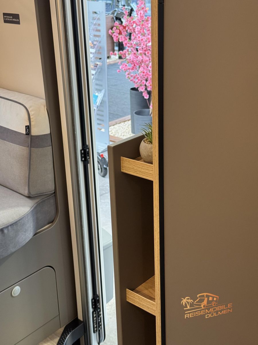 Fahrzeugabbildung LMC Tourer Lift H 730 G Tourer Paket RFK Zusatbett