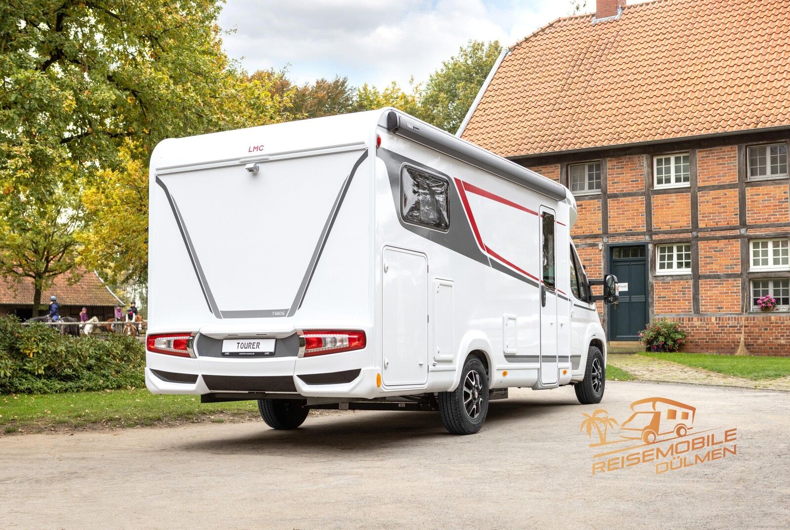 Fahrzeugabbildung LMC Tourer Lift H 730 G Tourer Paket RFK Zusatbett