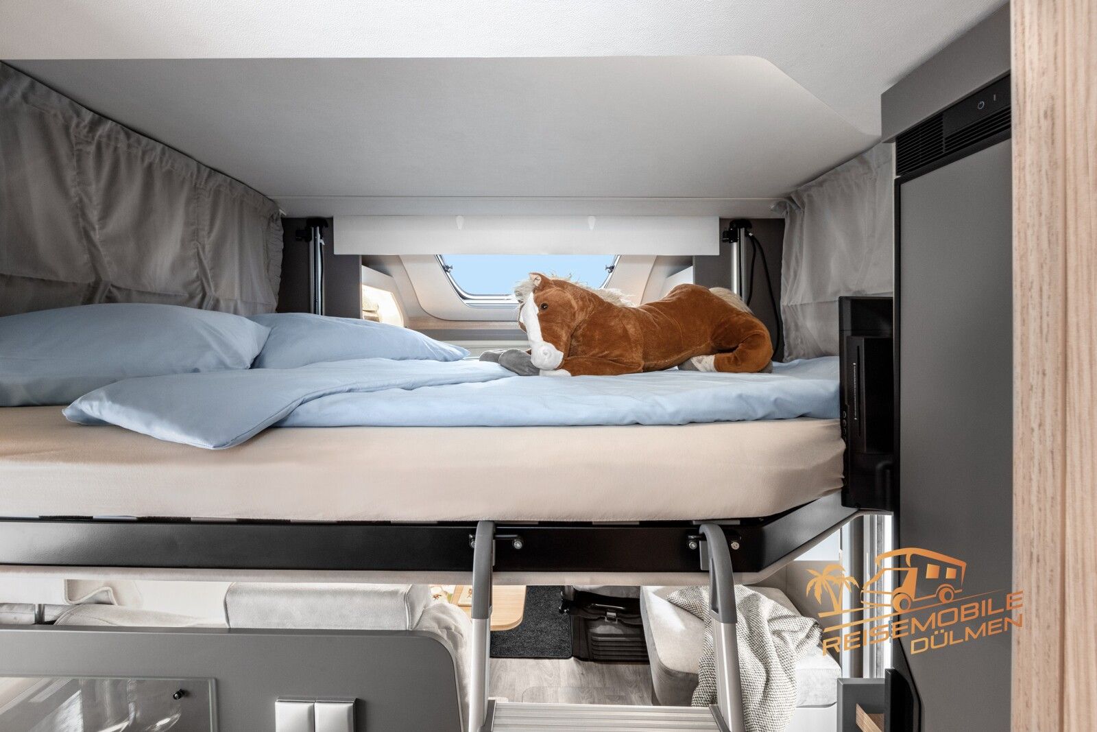 Fahrzeugabbildung LMC Tourer Lift H 730 G Tourer Paket RFK Zusatbett