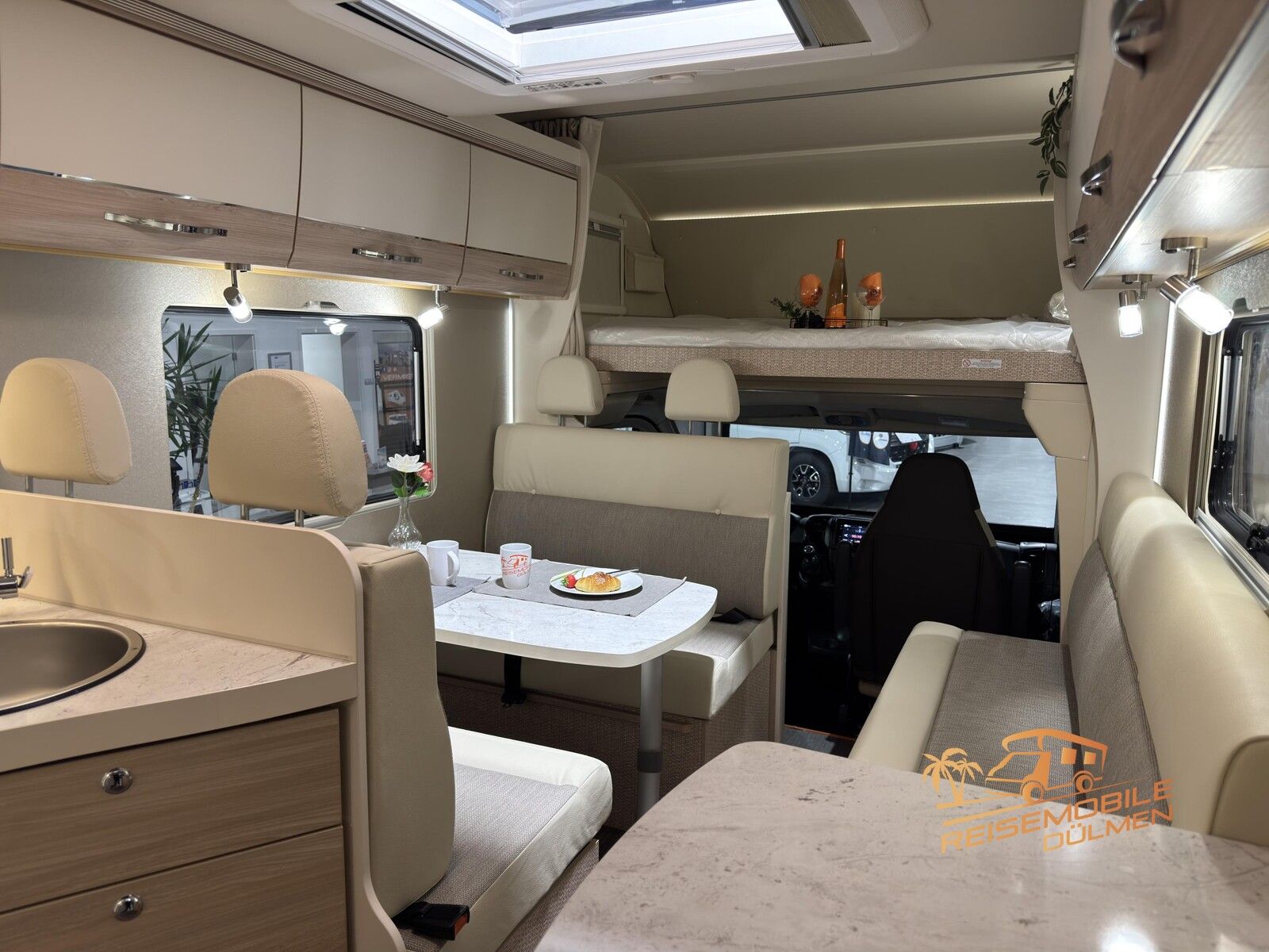 Fahrzeugabbildung Eura Mobil Activa One AO 630 LS Luftfahrwerk Travel Paket