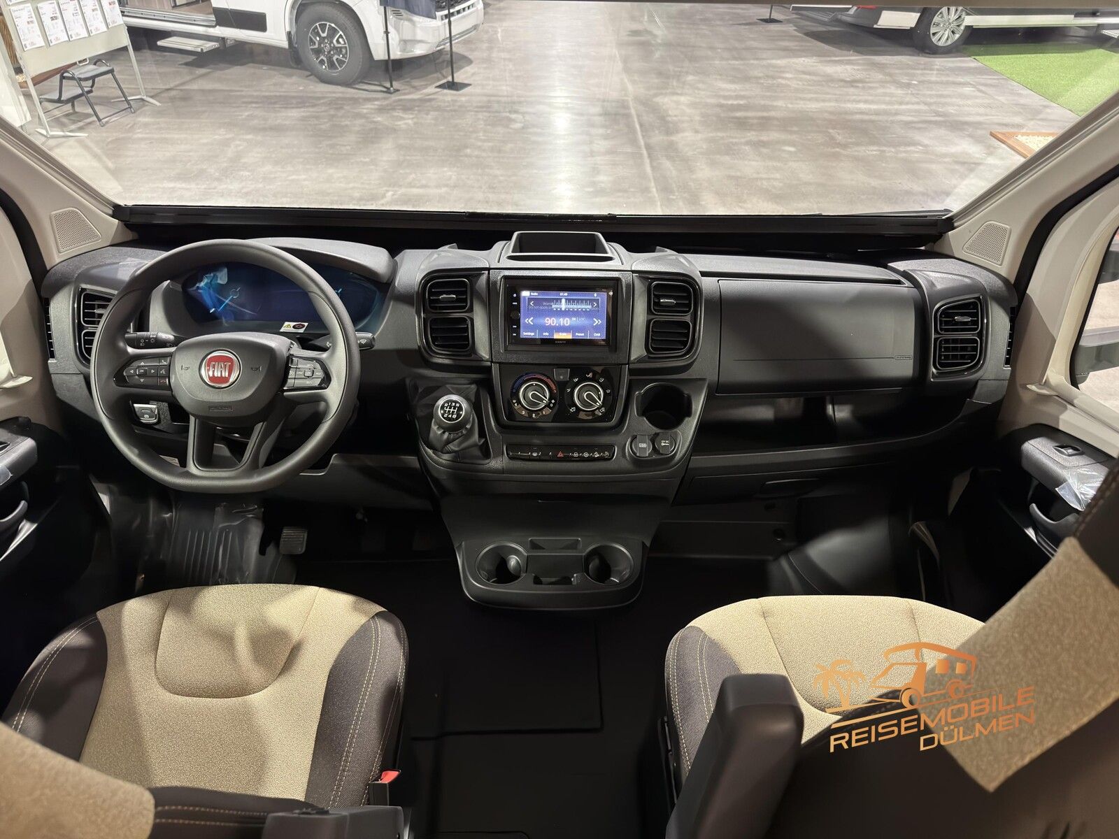 Fahrzeugabbildung Eura Mobil Activa One AO 630 LS Luftfahrwerk Travel Paket