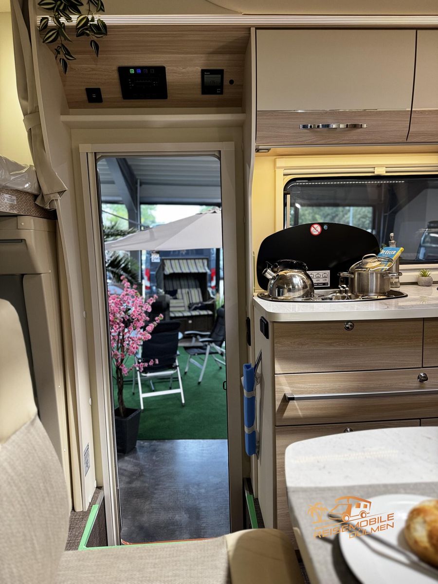 Fahrzeugabbildung Eura Mobil Activa One AO 690 HB Fahrradträger RFK Lithium