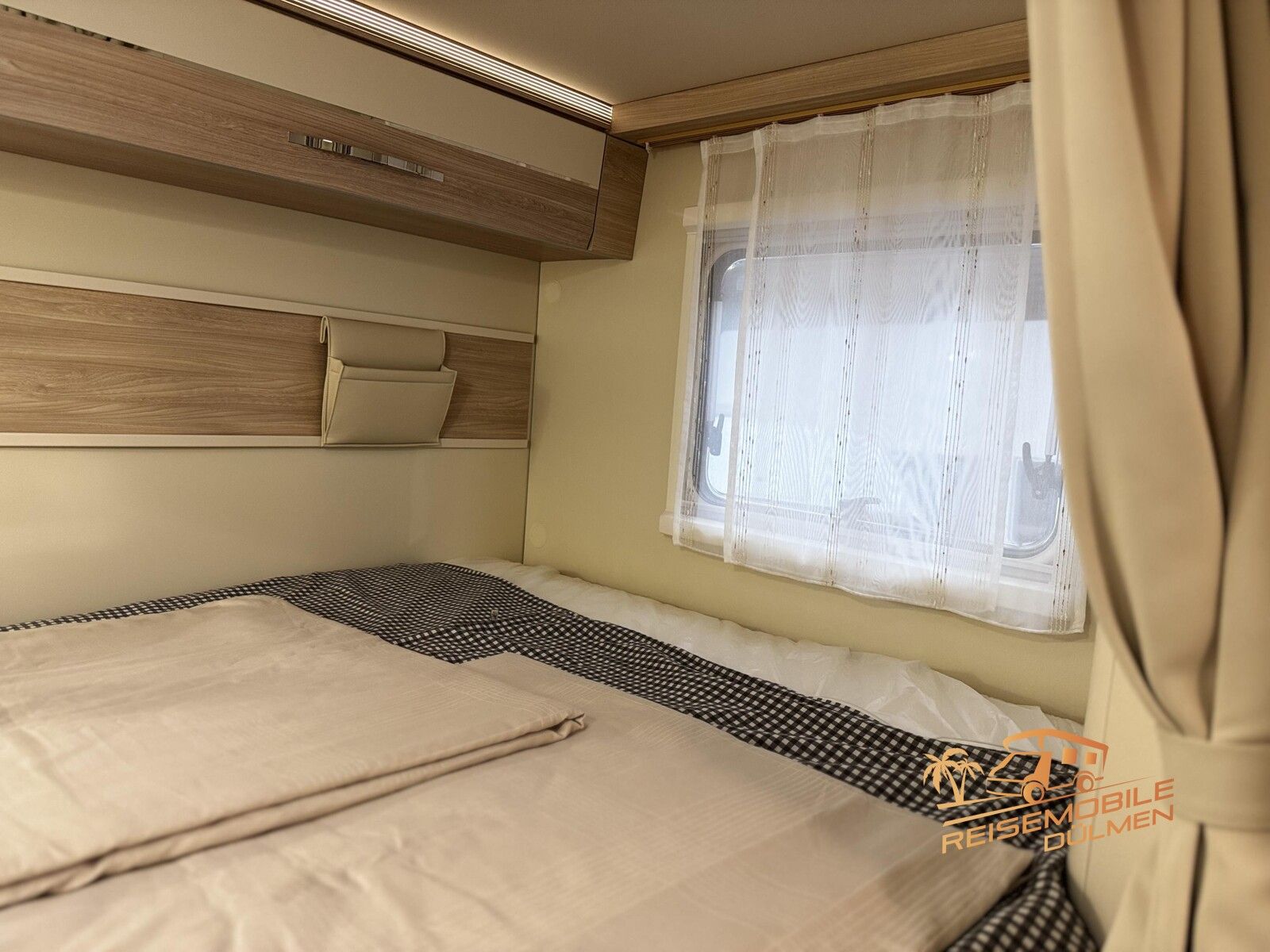 Fahrzeugabbildung Eura Mobil Activa One AO 690 HB Fahrradträger RFK Lithium