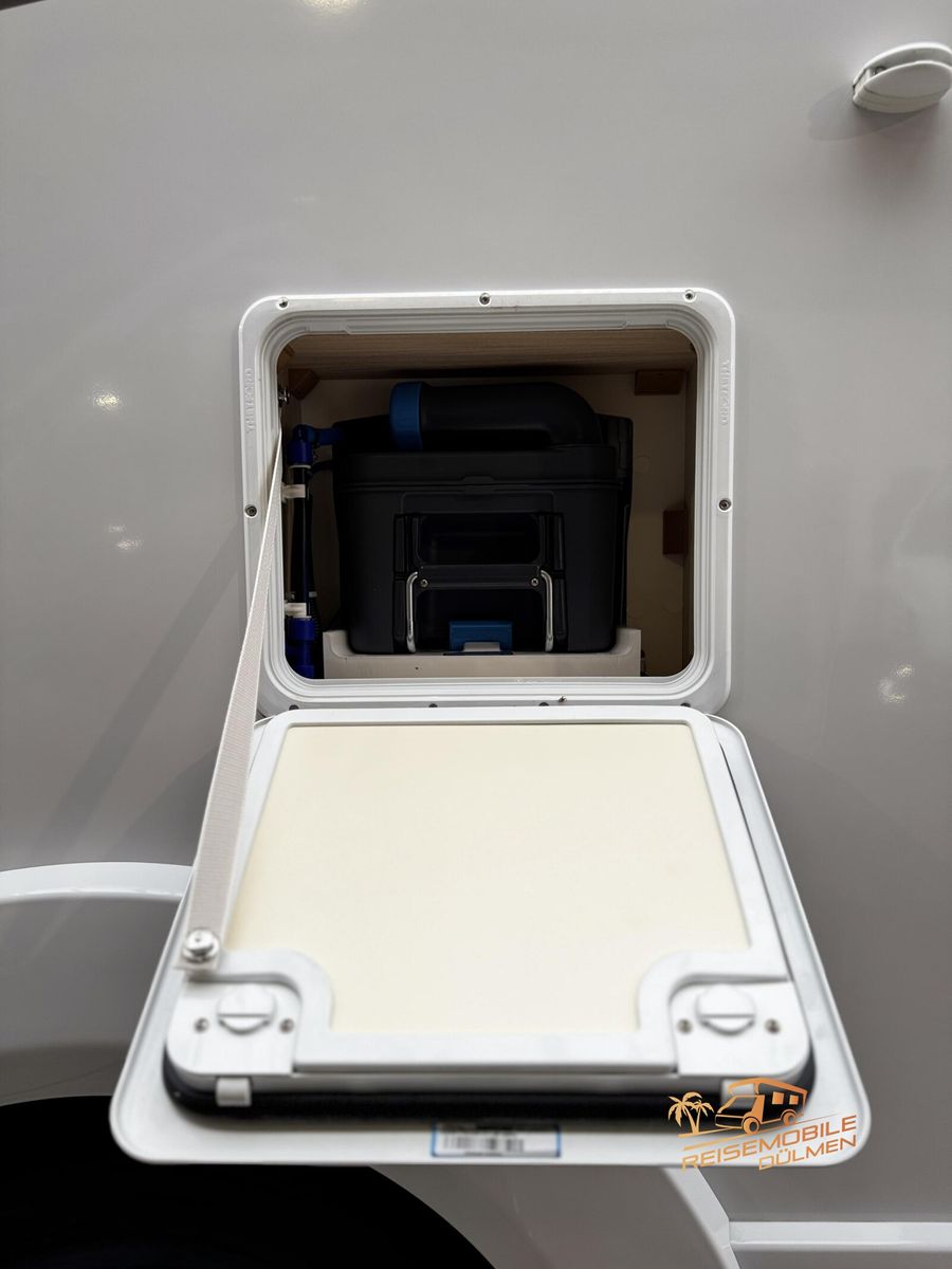 Fahrzeugabbildung Eura Mobil Activa One AO 690 HB Fahrradträger RFK Lithium