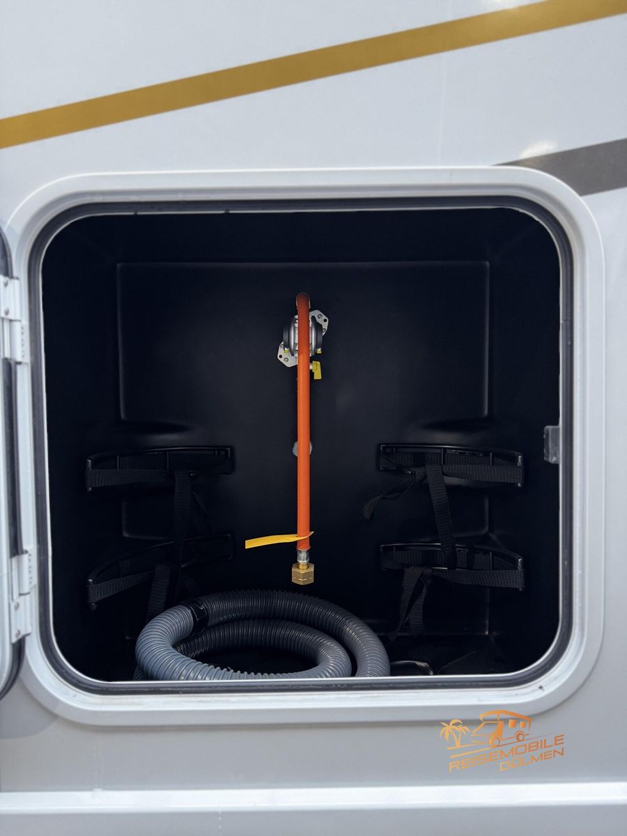 Fahrzeugabbildung Eura Mobil Activa One AO 690 HB Fahrradträger RFK Lithium