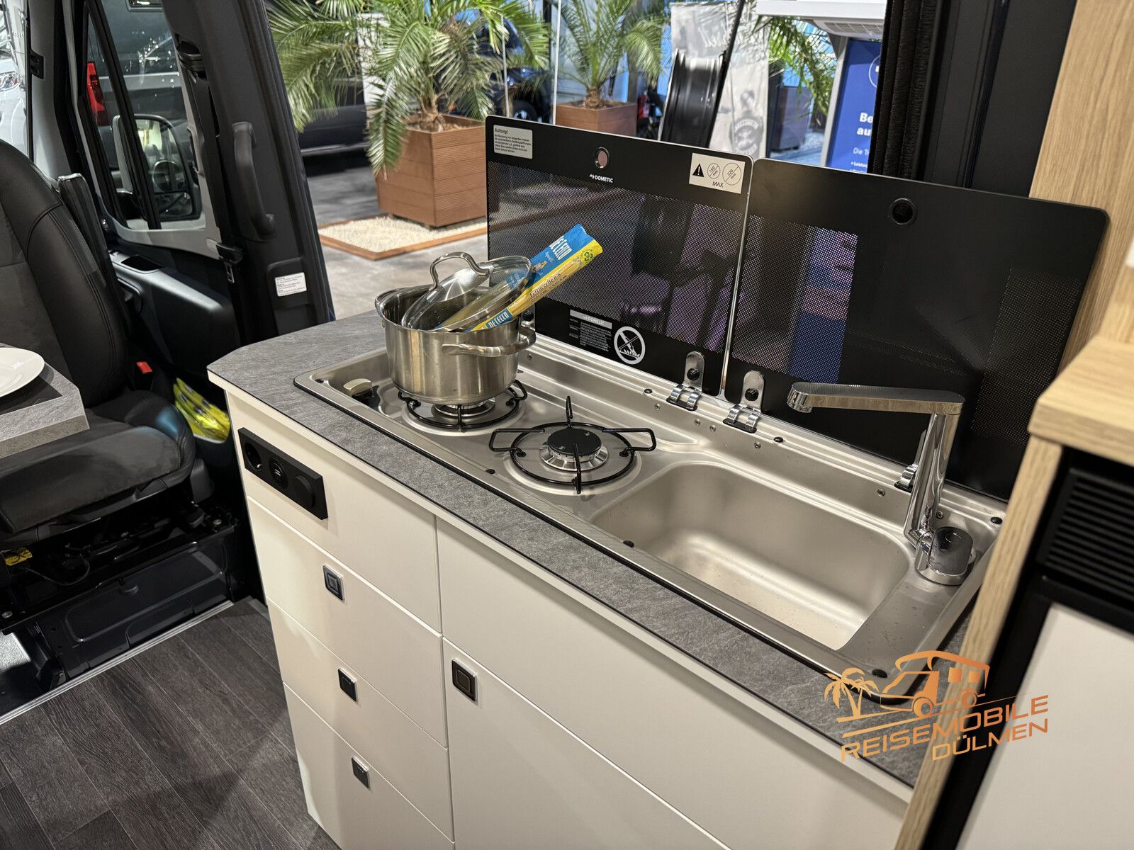 Fahrzeugabbildung YUCON Microliner 6.0 BD 4.1 t 4x4 K-Peak Markise WiFi