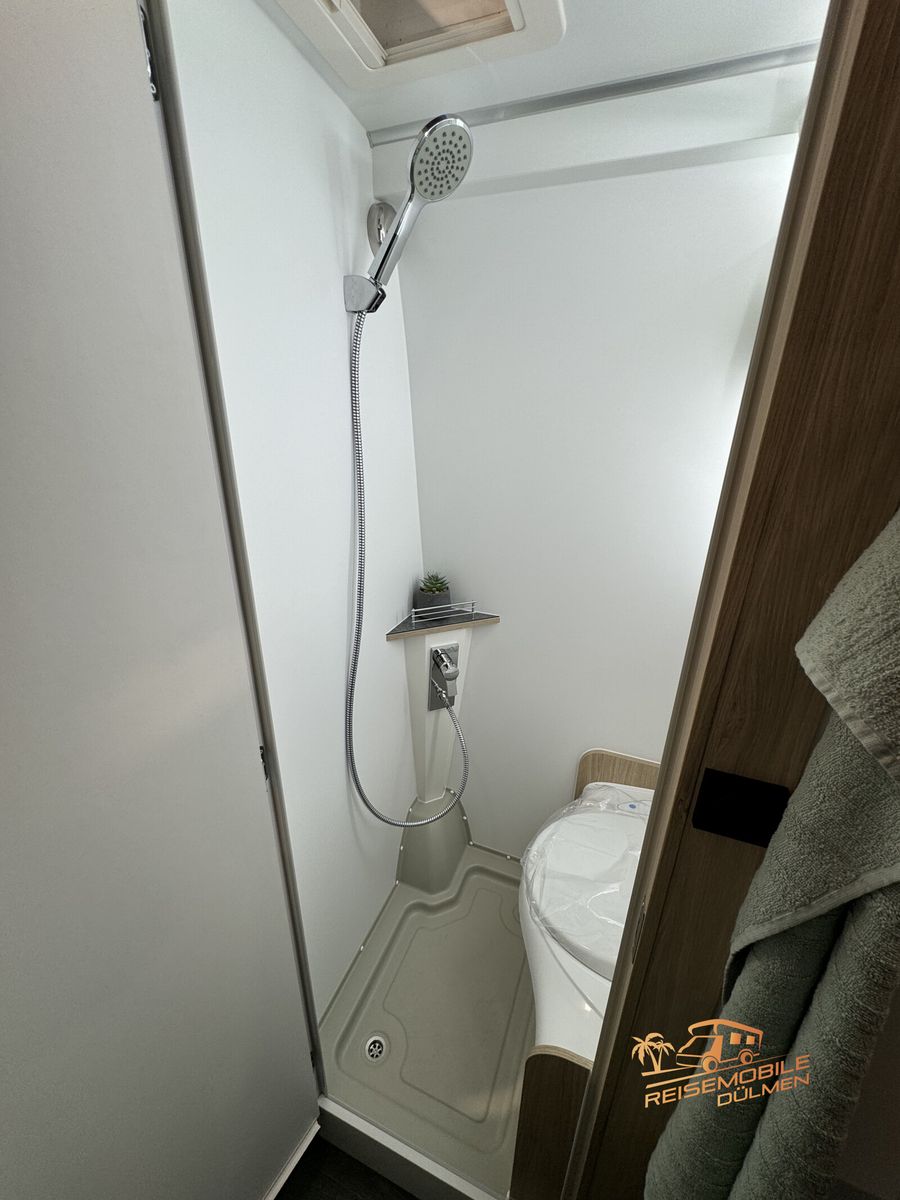 Fahrzeugabbildung YUCON Microliner 6.0 BD 4.1 t 4x4 K-Peak Markise WiFi