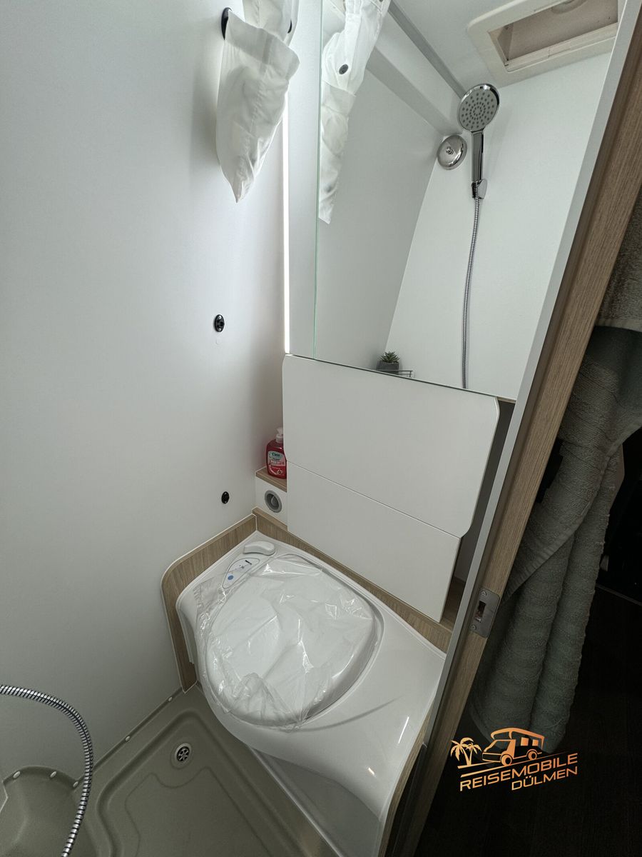 Fahrzeugabbildung YUCON Microliner 6.0 BD 4.1 t 4x4 K-Peak Markise WiFi