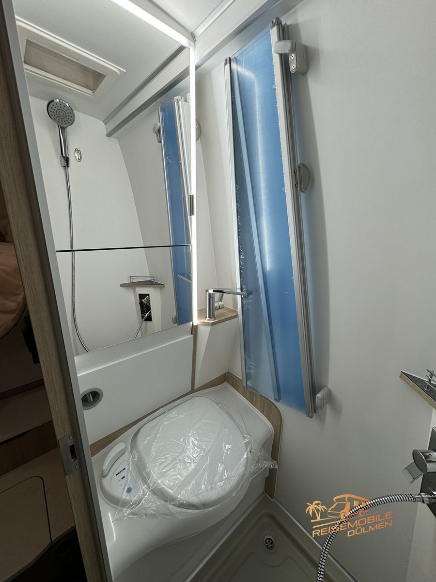 Fahrzeugabbildung YUCON Microliner 6.0 GD 3.5 t 4x4 K-Peak Markise WiFi