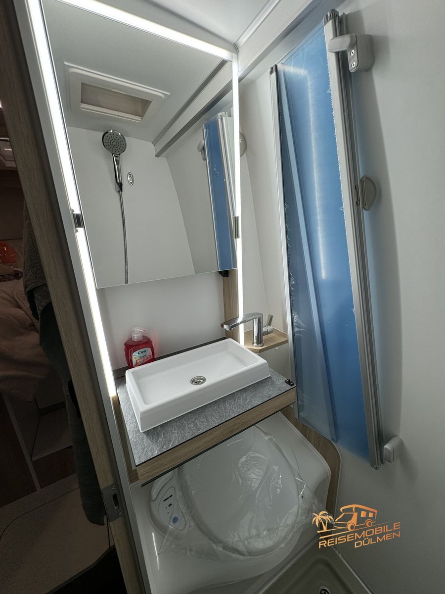 Fahrzeugabbildung YUCON Microliner 6.0 GD 3.5 t 4x4 K-Peak Markise WiFi