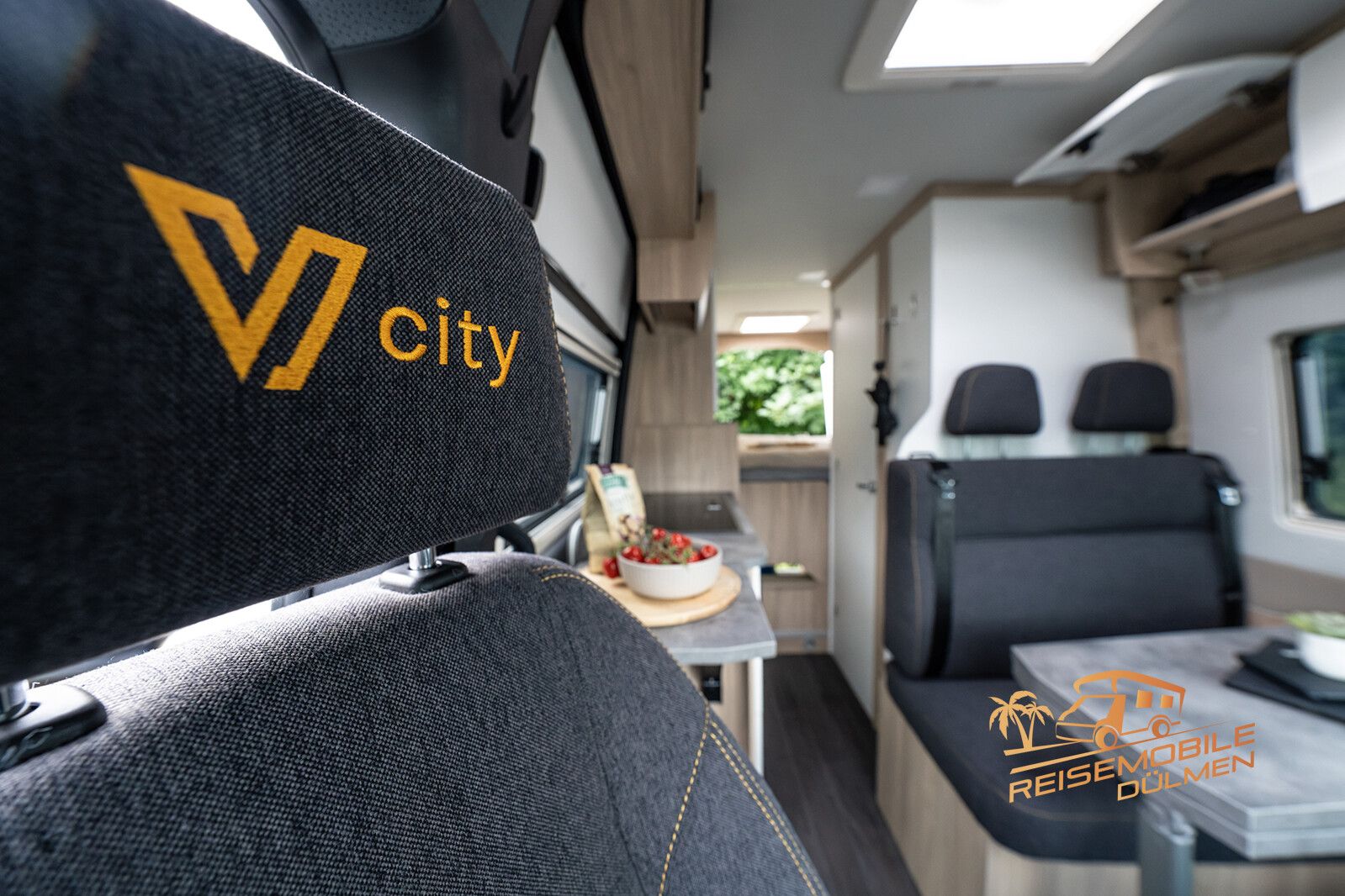 Fahrzeugabbildung YUCON Microliner 6.0 BD 3.5 t V-City WiFi Markise Auto