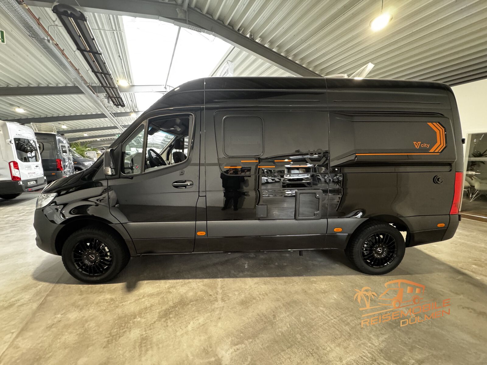 Fahrzeugabbildung YUCON Microliner 6.0 BD 3.5 t V-City WiFi Markise Auto