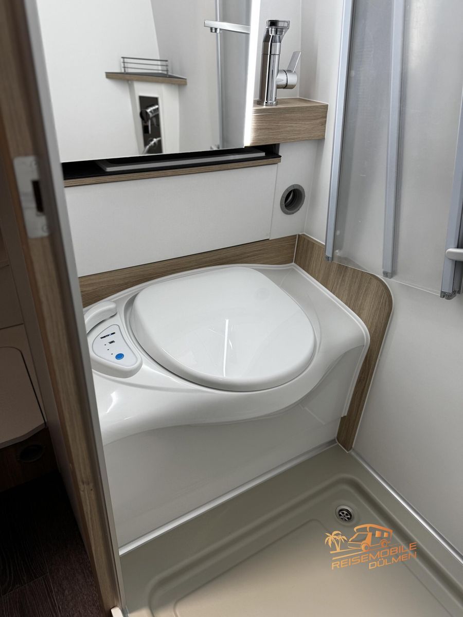 Fahrzeugabbildung YUCON Microliner 7.0 GD 4.1 t 4x4 K-Peak Markise Wi-Fi