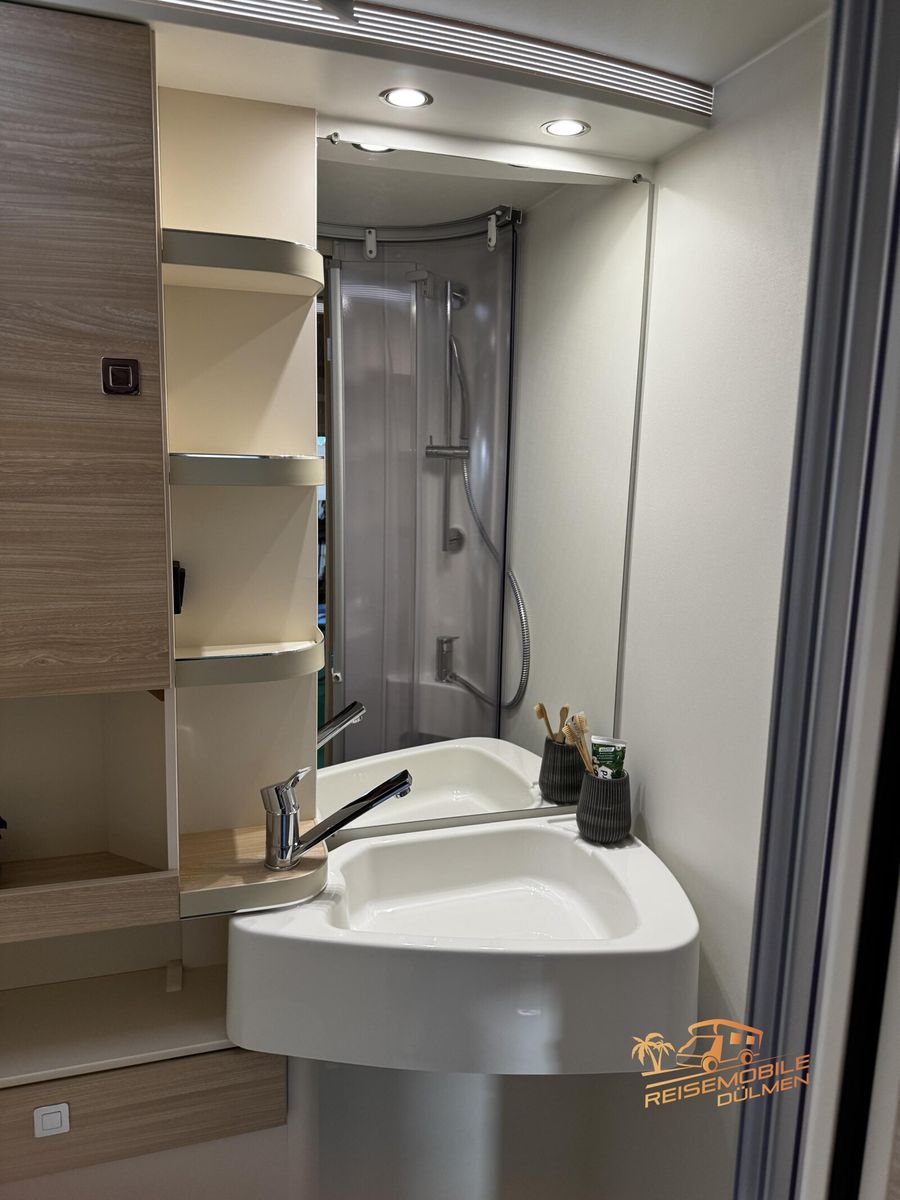 Fahrzeugabbildung Eura Mobil Activa One 650 HS Mod. 2026 ACC Navi Lithium DUO